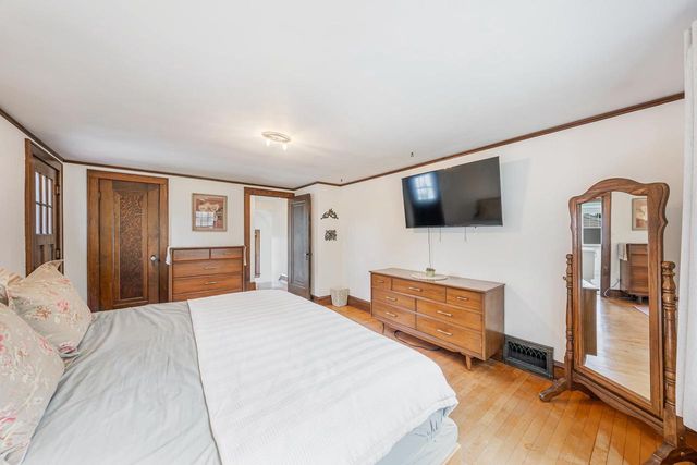 708 E CIRCLE STREET, Appleton, WI 54911