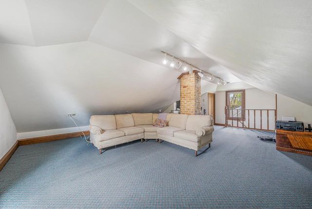 708 E CIRCLE STREET, Appleton, WI 54911