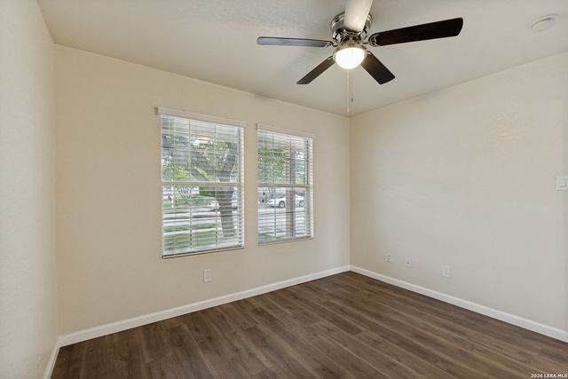 321 HINGE LOOP, Cibolo, TX 78108