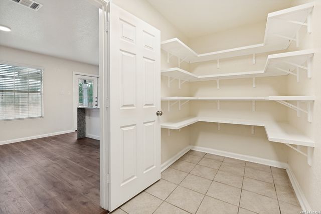 321 HINGE LOOP, Cibolo, TX 78108