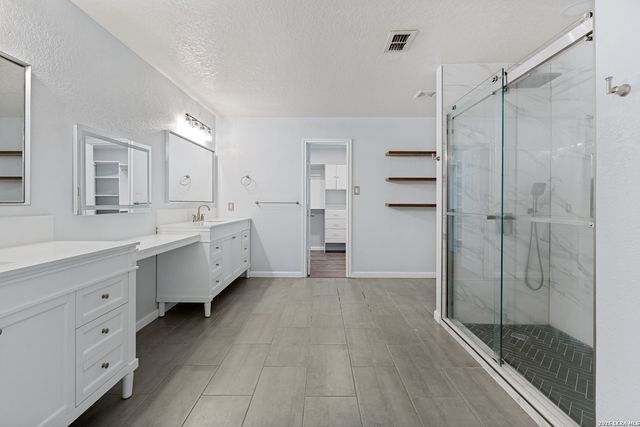 321 HINGE LOOP, Cibolo, TX 78108