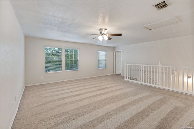 321 HINGE LOOP, Cibolo, TX 78108