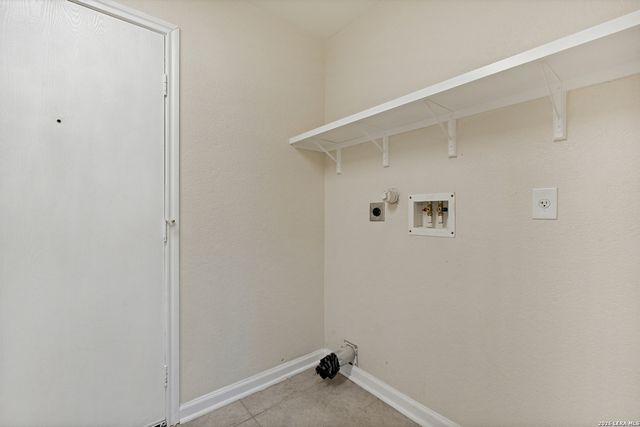 321 HINGE LOOP, Cibolo, TX 78108