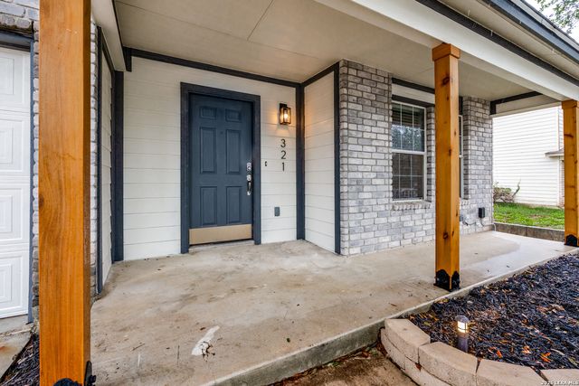 321 HINGE LOOP, Cibolo, TX 78108