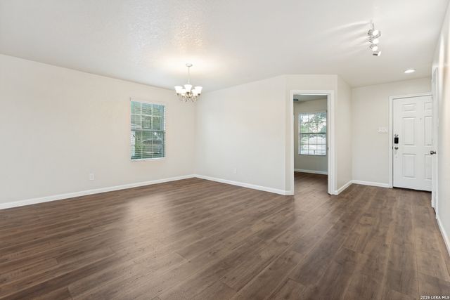 321 HINGE LOOP, Cibolo, TX 78108