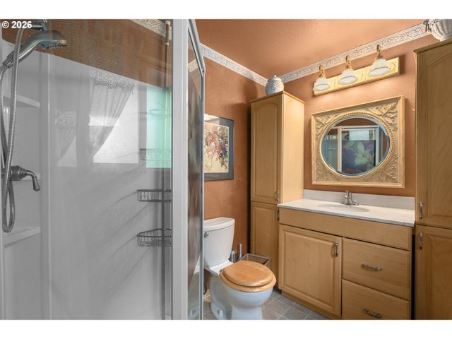 8101 Ne 219TH Ave, Vancouver, WA 98682