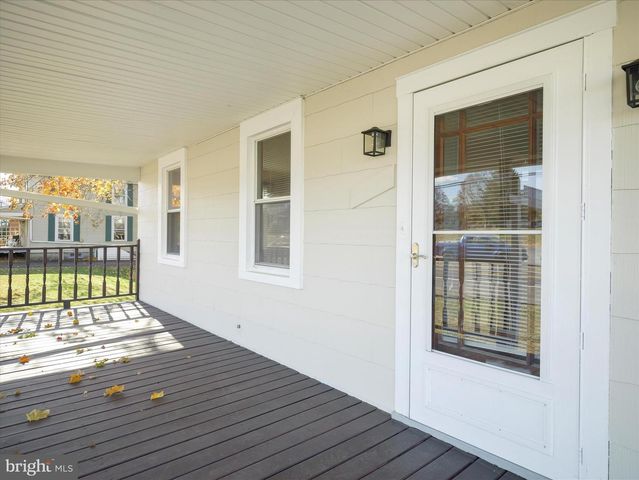 15444 PENNSYLVANIA AVE, Greencastle, PA 17225