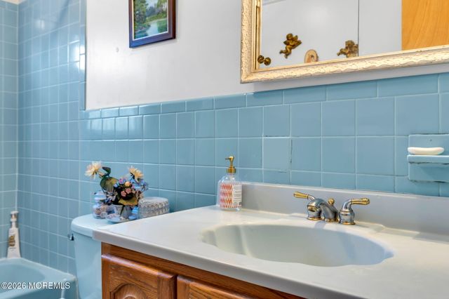 14 Garden Street, Red Bank, NJ 07701