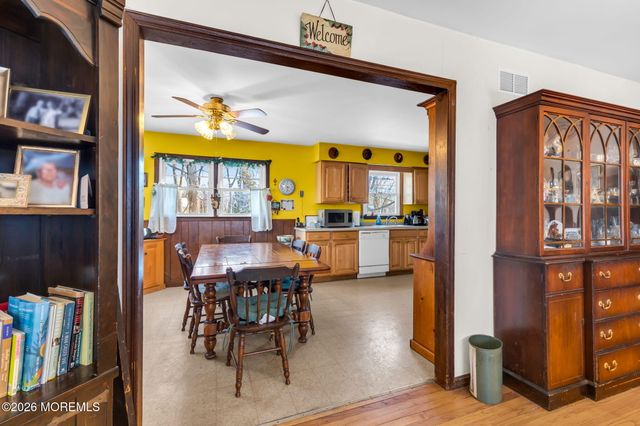 14 Garden Street, Red Bank, NJ 07701