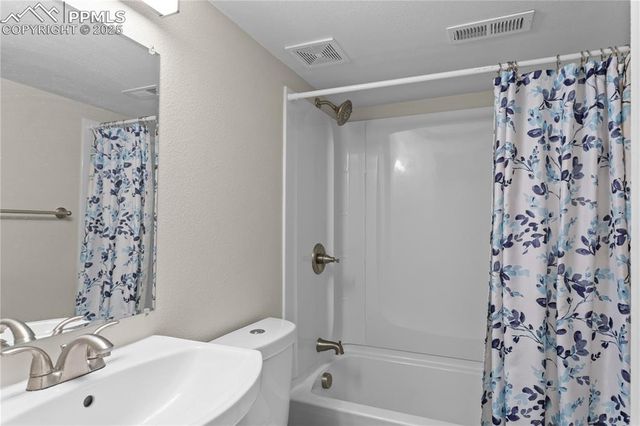 4511 Sunnyhill Drive, Colorado Springs, CO 80916