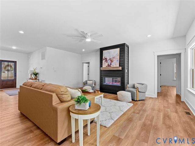 3167 Pineview Dr, Powhatan, VA 23139
