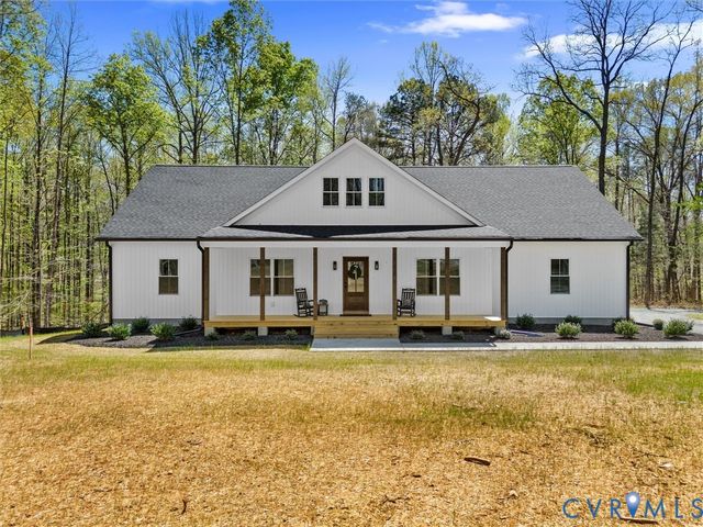 3167 Pineview Dr, Powhatan, VA 23139
