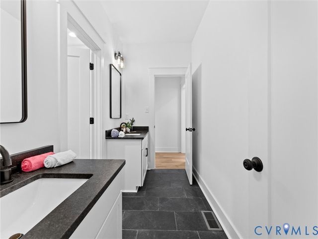 3167 Pineview Dr, Powhatan, VA 23139