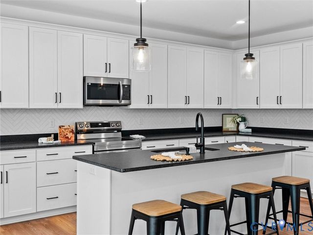 3167 Pineview Dr, Powhatan, VA 23139