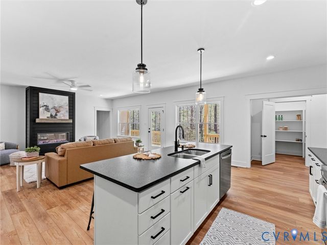 3167 Pineview Dr, Powhatan, VA 23139