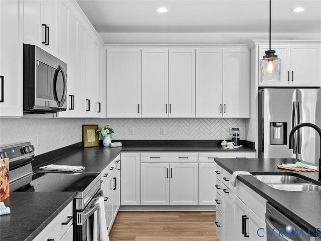 3167 Pineview Dr, Powhatan, VA 23139