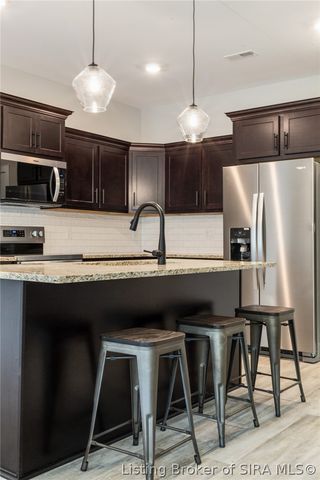 3202 Asher Way 129, Jeffersonville, IN 47130