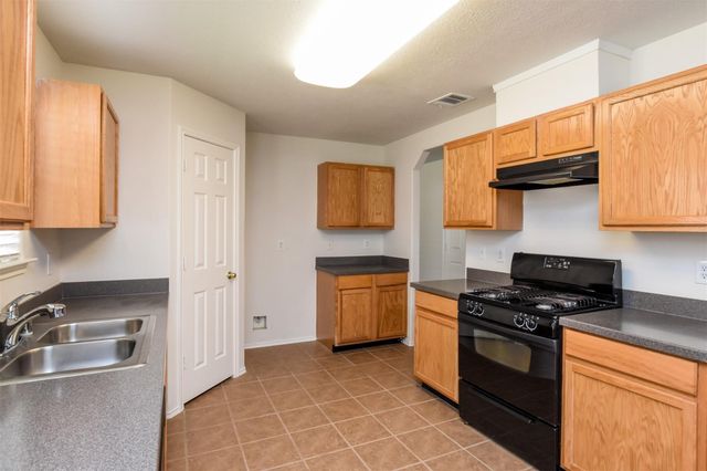 19014 Prairie Bluff Drive, Cypress, TX 77433