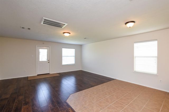 19014 Prairie Bluff Drive, Cypress, TX 77433