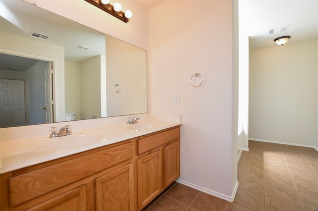 19014 Prairie Bluff Drive, Cypress, TX 77433