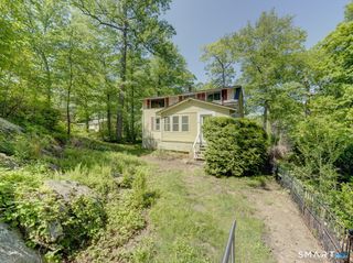18 Brook Trail, East Hampton, CT 06424