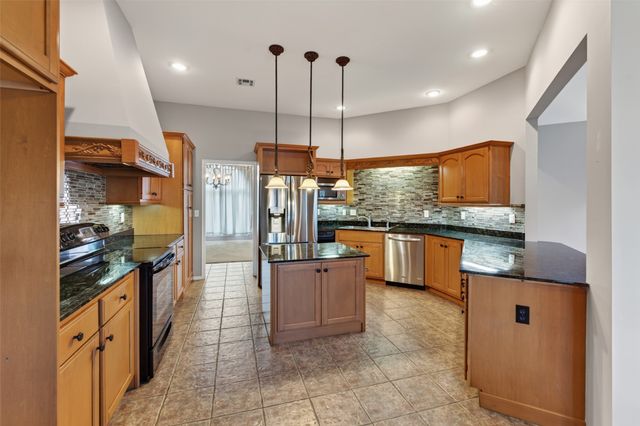 3406 Heritage Drive, Claremore, OK 74019