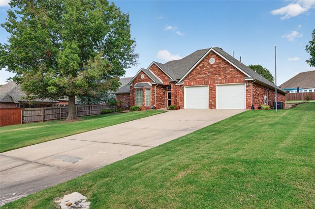 3406 Heritage Drive, Claremore, OK 74019