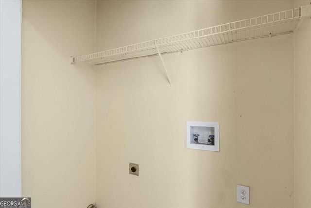 1082 Old Greystone Drive, Lithonia, GA 30058