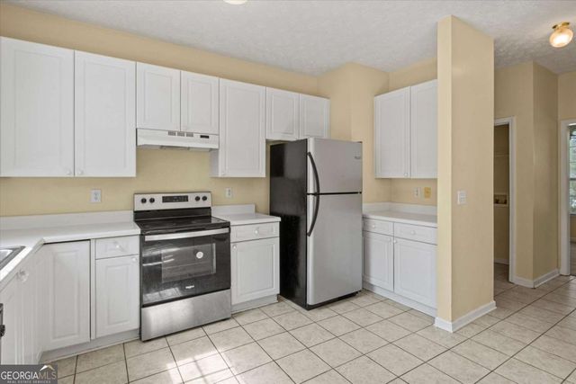 1082 Old Greystone Drive, Lithonia, GA 30058