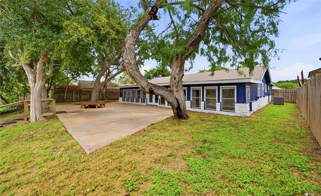 3146 Azores Dr, Corpus Christi, TX 78418