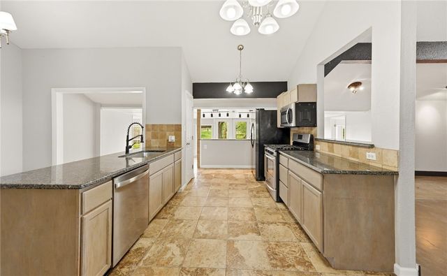 3146 Azores Dr, Corpus Christi, TX 78418
