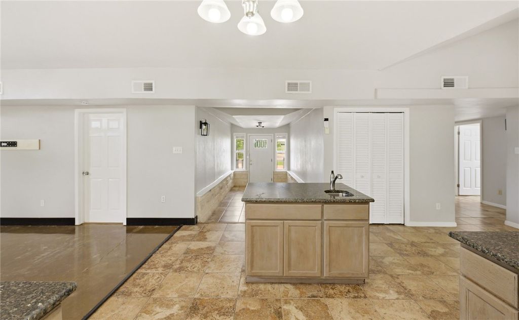 3146 Azores Dr, Corpus Christi, TX 78418 — photo 2