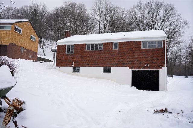 3209 Jeffrey Dr, Mckeesport, PA 15133