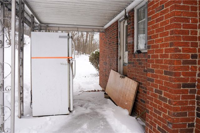 3209 Jeffrey Dr, Mckeesport, PA 15133