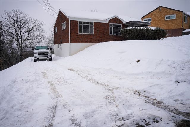 3209 Jeffrey Dr, Mckeesport, PA 15133