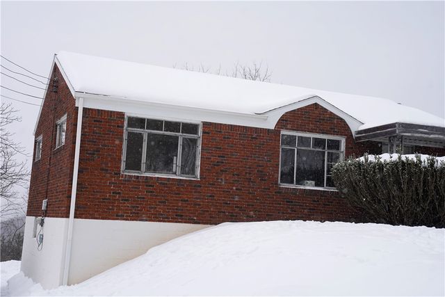 3209 Jeffrey Dr, Mckeesport, PA 15133