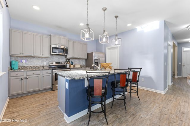 733 Avington Lane NE, Leland, NC 28451