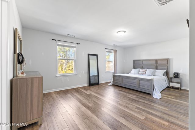 733 Avington Lane NE, Leland, NC 28451