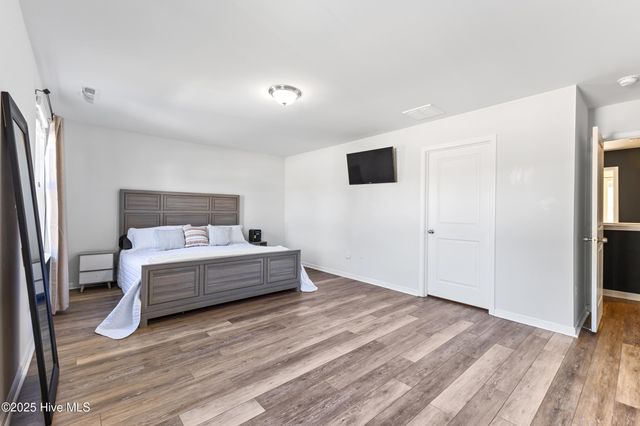 733 Avington Lane NE, Leland, NC 28451