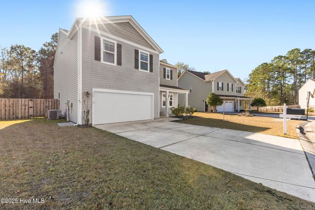 733 Avington Lane NE, Leland, NC 28451