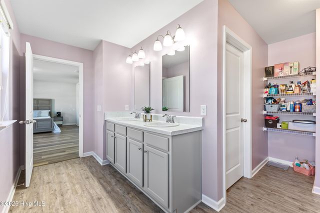 733 Avington Lane NE, Leland, NC 28451