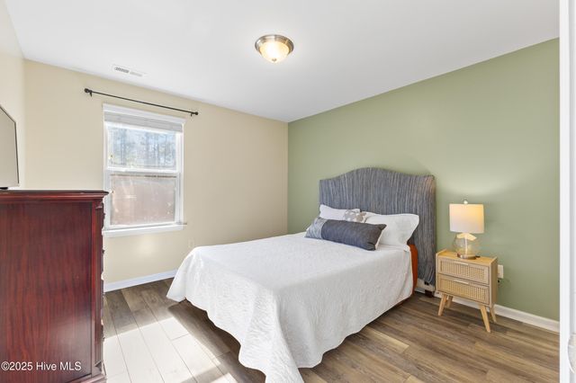 733 Avington Lane NE, Leland, NC 28451