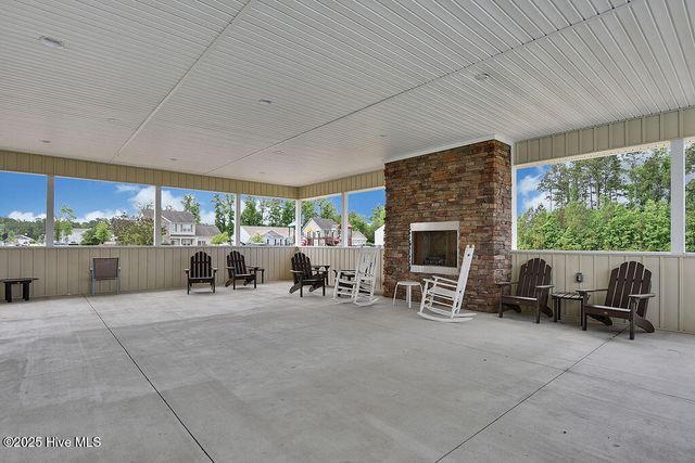 733 Avington Lane NE, Leland, NC 28451