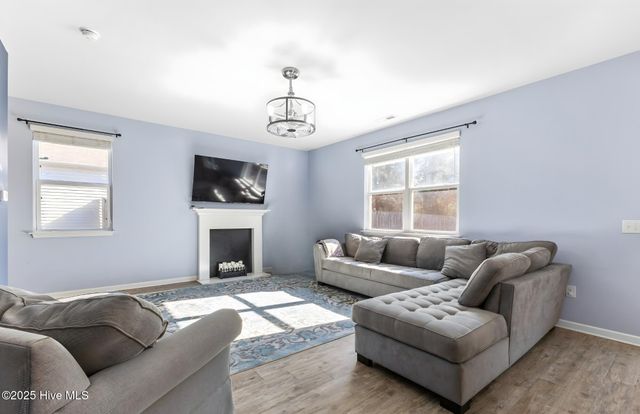 733 Avington Lane NE, Leland, NC 28451