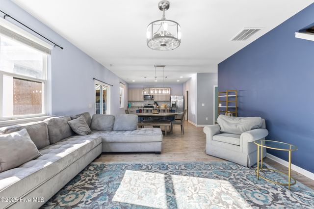 733 Avington Lane NE, Leland, NC 28451