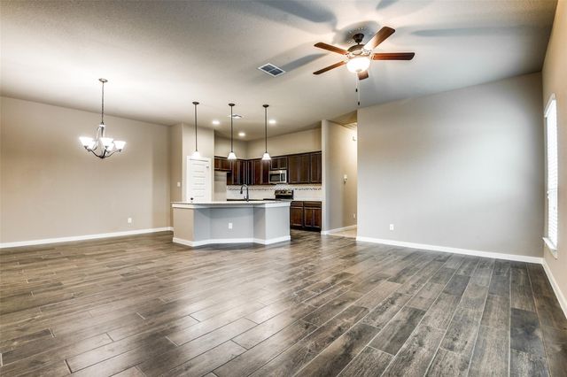 202 Oakcrest A, Conroe, TX 77304