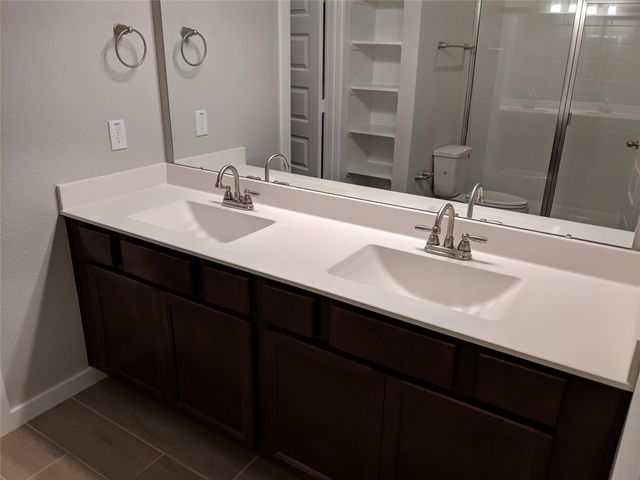 202 Oakcrest A, Conroe, TX 77304