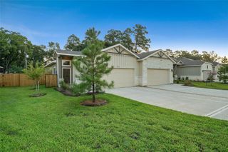 202 Oakcrest A, Conroe, TX 77304