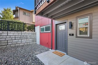 1882 Front Street #111, Lynden, WA 98264