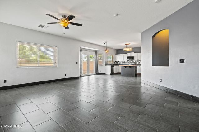 12672 W OSBORN Road, Avondale, AZ 85392